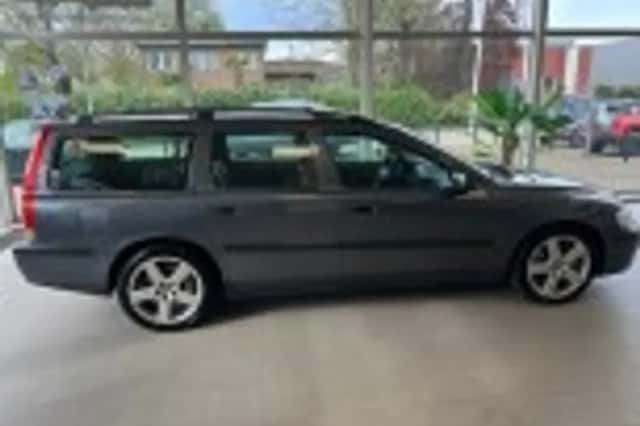 Volvo V70 (2005) thumbnail 32
