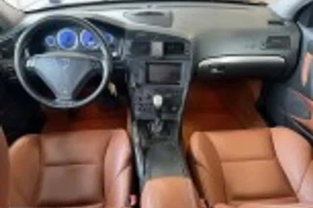 Volvo V70 (2005) thumbnail 43