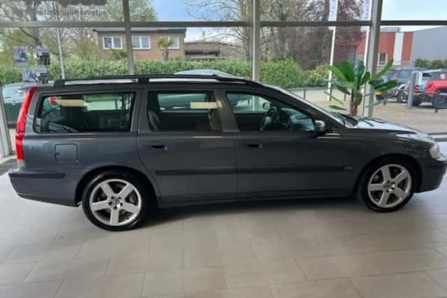 Volvo V70 (2005) thumbnail 6
