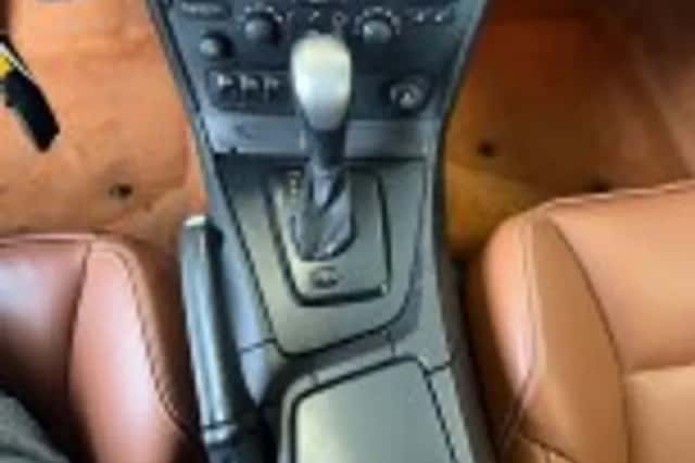Volvo V70 (2005) thumbnail 51