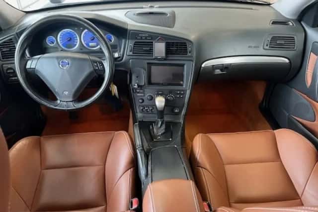 Volvo V70 (2005) thumbnail 69
