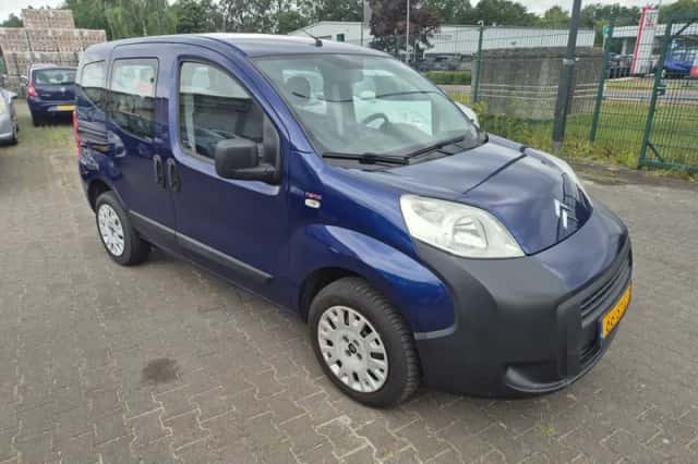 Citroën Nemo (2012) thumbnail 2