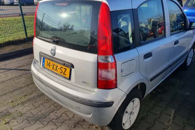 Fiat Panda (2007) thumbnail 3