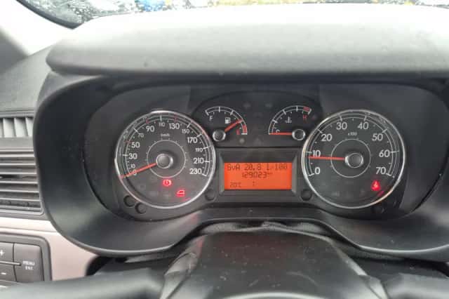 Fiat Punto (2012) thumbnail 6