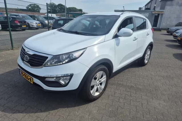 Kia Sportage (2012) thumbnail 1