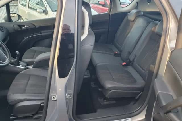 Opel Meriva (2012) thumbnail 6