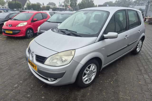 Renault Scénic (2008) thumbnail 1