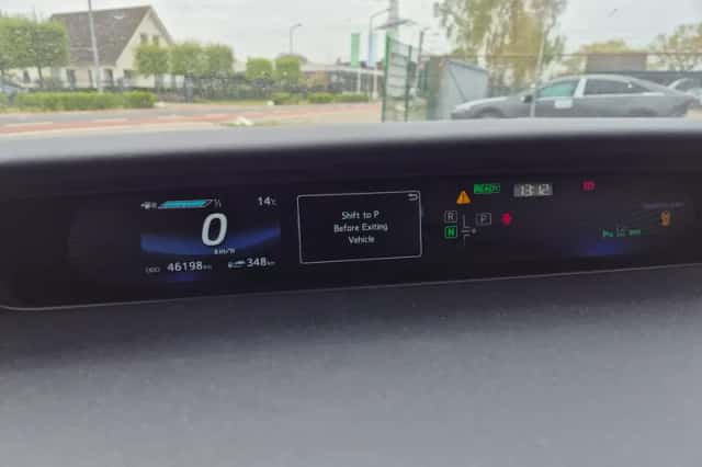 Toyota Mirai (2020) thumbnail 6