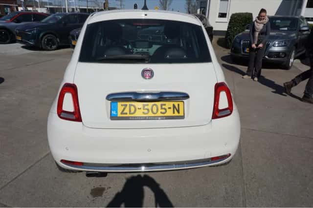 Fiat 500 (2019) thumbnail 4