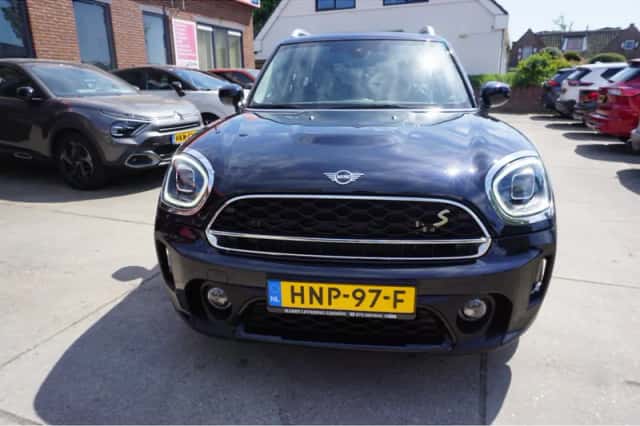 MINI Countryman (2022) thumbnail 2