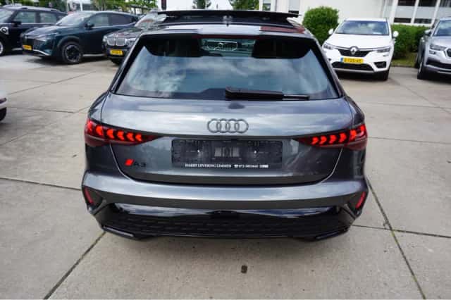 Audi A3 (2024) thumbnail 4