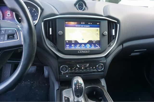 Maserati Ghibli (2014) thumbnail 5