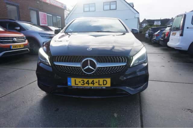 Mercedes-Benz CLA-Klasse (2019) thumbnail 2