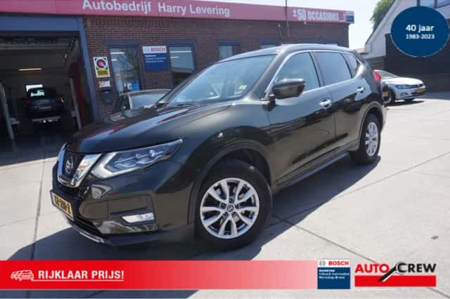 Nissan X-Trail (2018) thumbnail 1