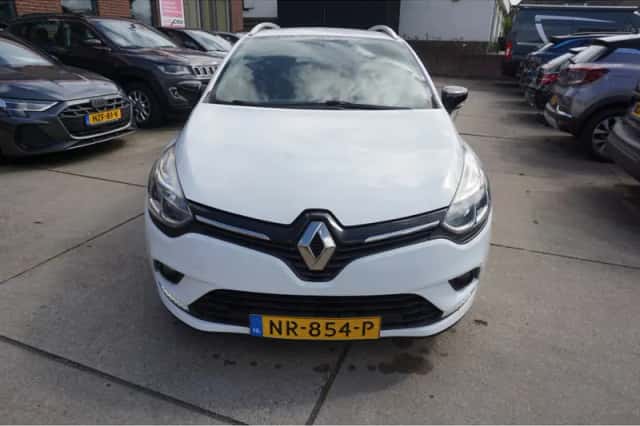 Renault Clio (2017) thumbnail 2