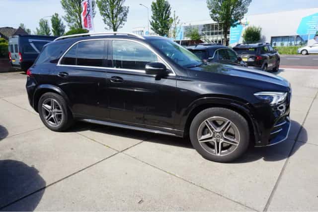 Mercedes-Benz GLE (2020) thumbnail 3