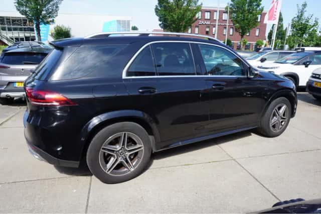 Mercedes-Benz GLE (2020) thumbnail 4