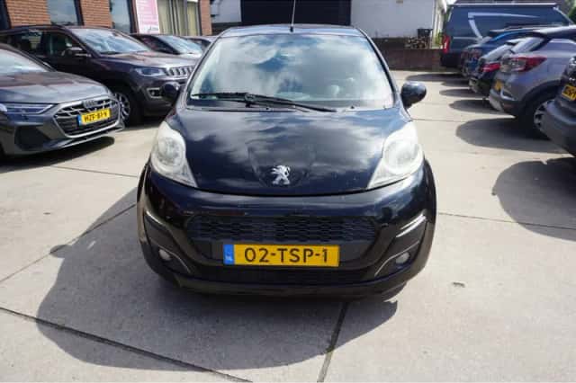 Peugeot 107 (2012) thumbnail 2