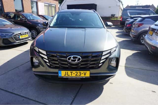 Hyundai Tucson (2024) thumbnail 2