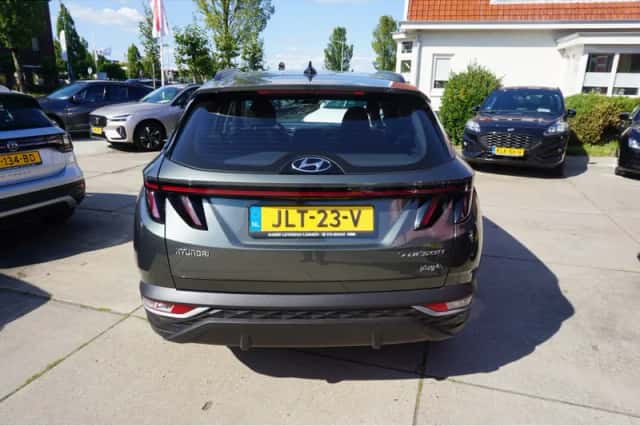 Hyundai Tucson (2024) thumbnail 5