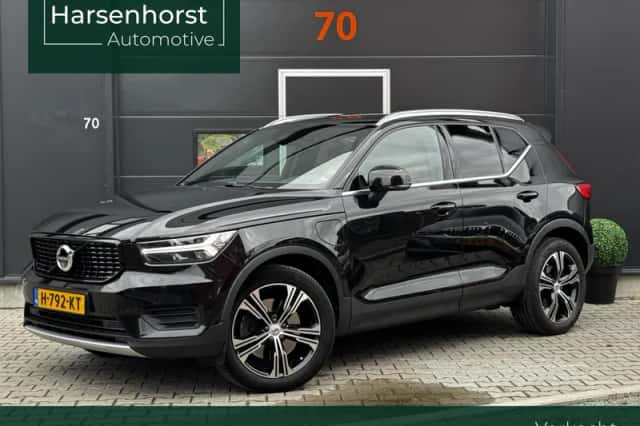 Volvo XC40 (2020) thumbnail 1