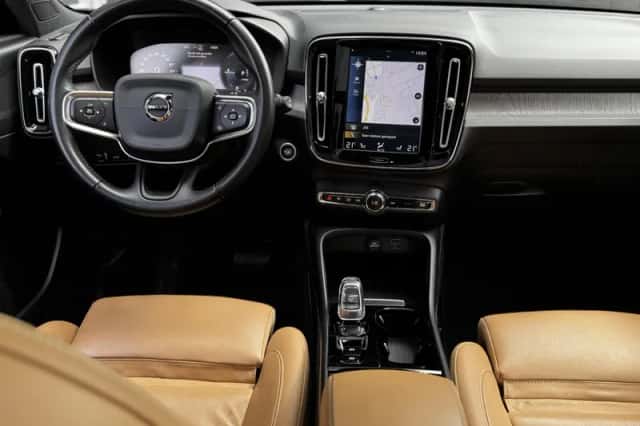 Volvo XC40 (2020) thumbnail 5