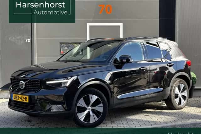 Volvo XC40 (2022) thumbnail 1
