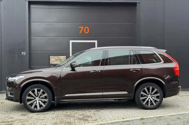 Volvo XC90 (2020) thumbnail 2