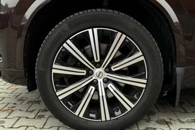 Volvo XC90 (2020) thumbnail 4