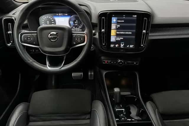 Volvo XC40 (2020) thumbnail 4