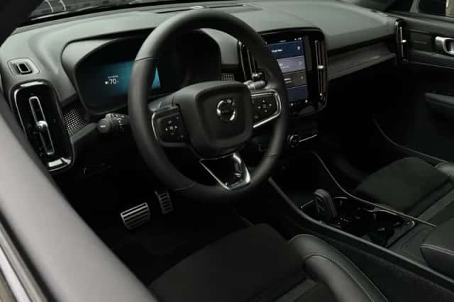 Volvo XC40 (2021) thumbnail 5