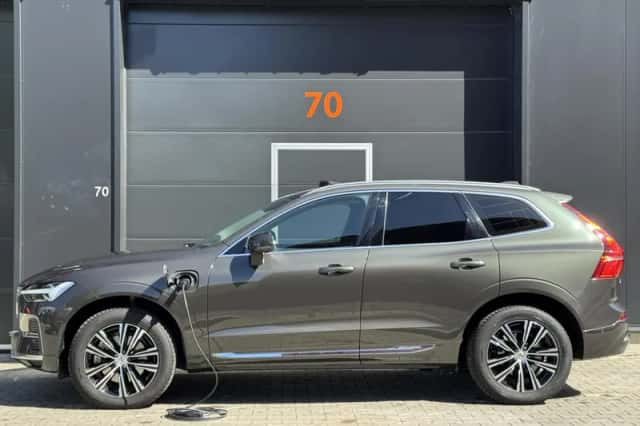 Volvo XC60 (2022) thumbnail 2