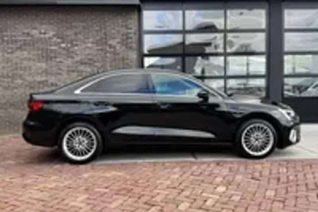 Audi A3 (2021) thumbnail 5