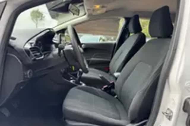 Ford Fiesta (2019) thumbnail 4
