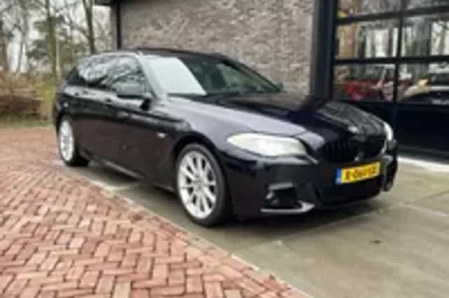 BMW 5-Serie (2013) thumbnail 3