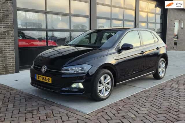 Volkswagen Polo (2018) thumbnail 1