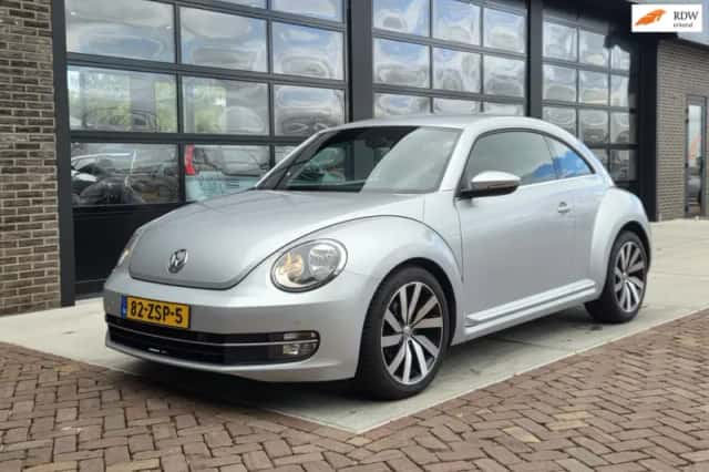 Volkswagen Beetle (2013) thumbnail 1