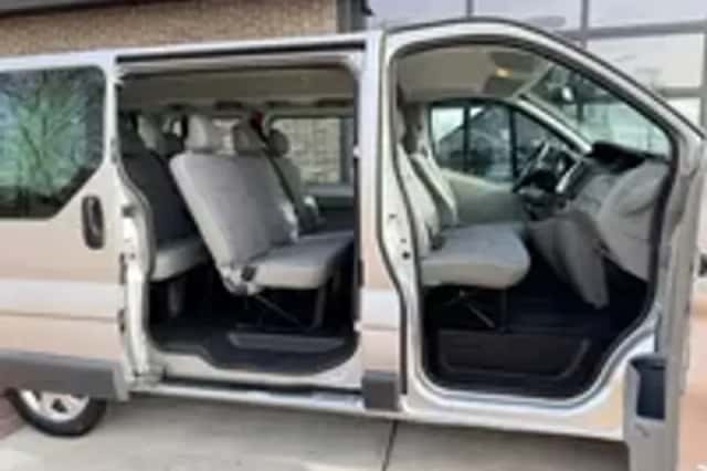 Renault Trafic (2011) thumbnail 5