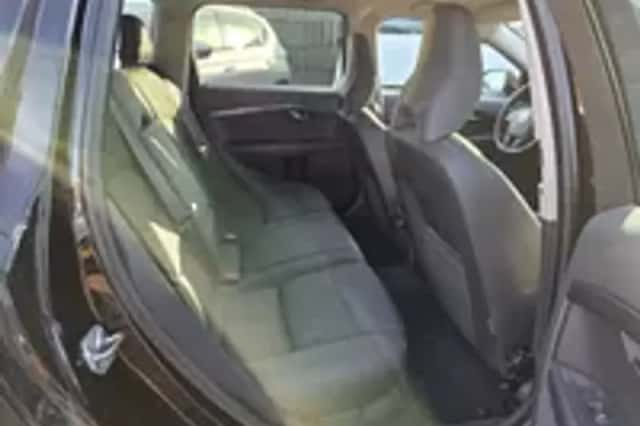 Volvo V70 (2016) thumbnail 5
