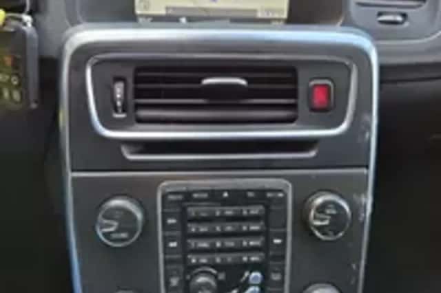 Volvo V60 (2012) thumbnail 5