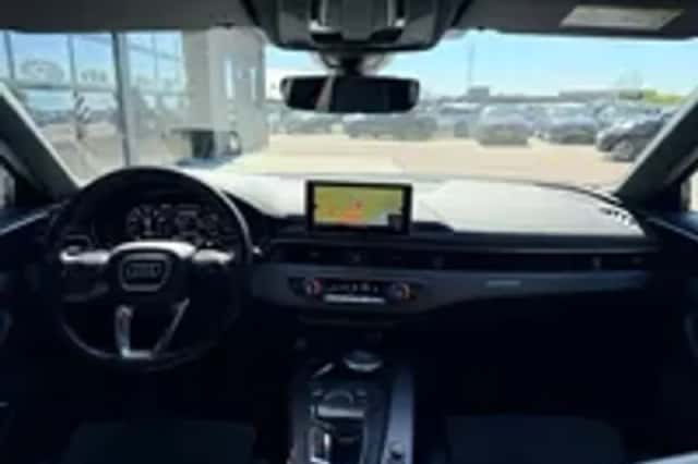 Audi A4 (2018) thumbnail 3