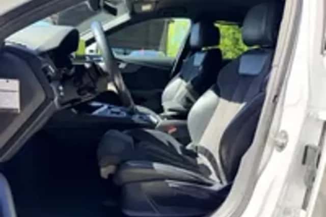 Audi A4 (2018) thumbnail 4