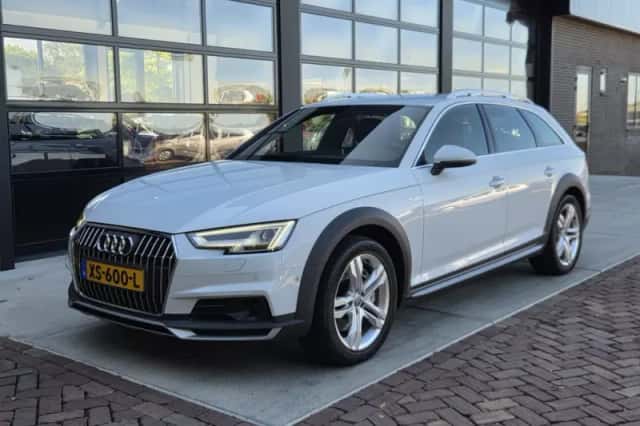 Audi A4 (2018) thumbnail 1