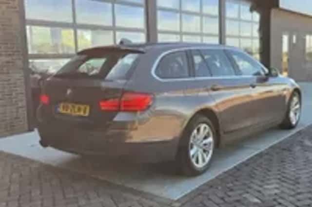 BMW 5-Serie (2013) thumbnail 2