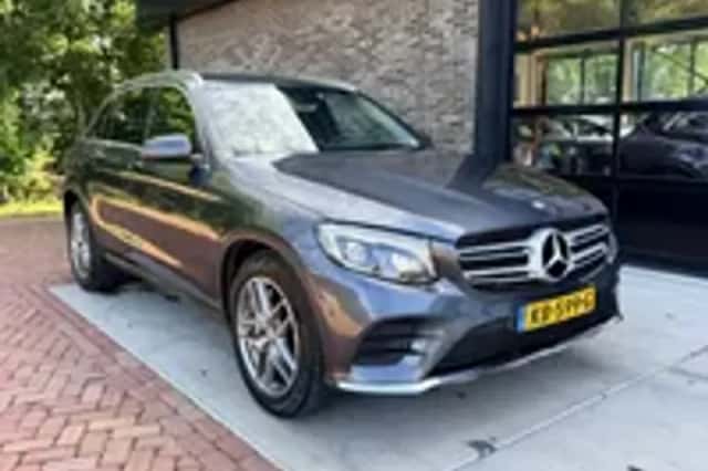 Mercedes-Benz GLC-Klasse (2015) thumbnail 3