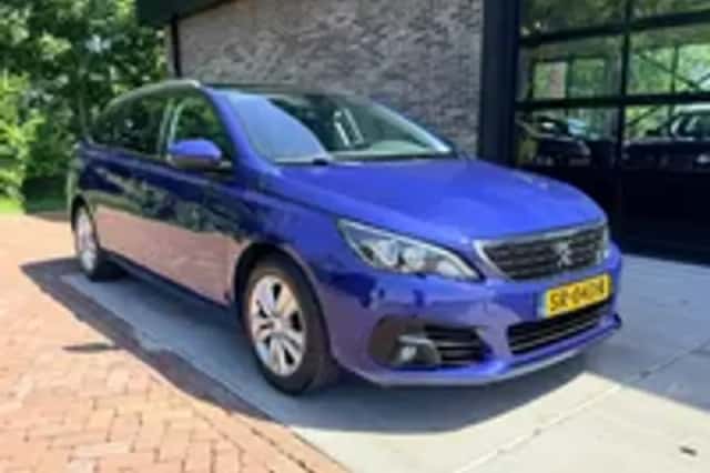 Peugeot 308 (2018) thumbnail 3