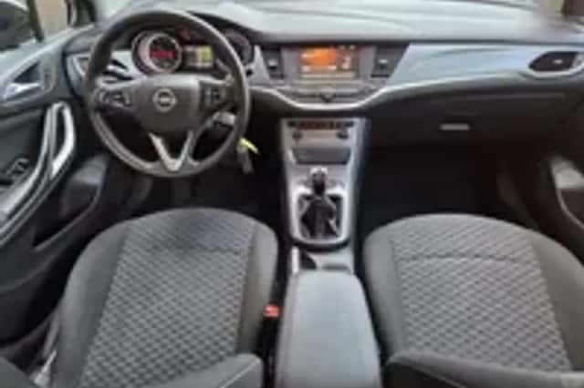 Opel Astra (2017) thumbnail 4