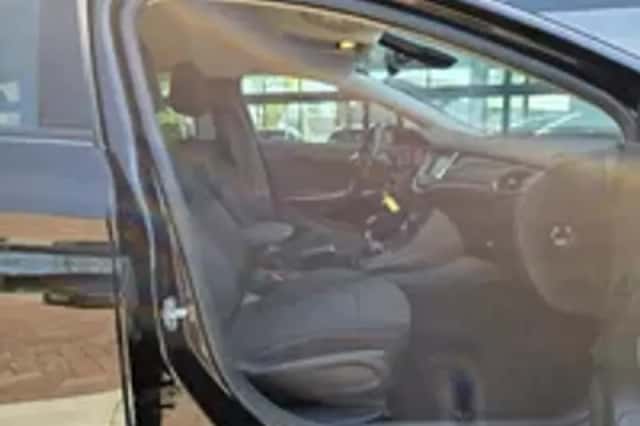Opel Astra (2017) thumbnail 6