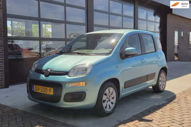 Fiat Panda (2015) thumbnail 1