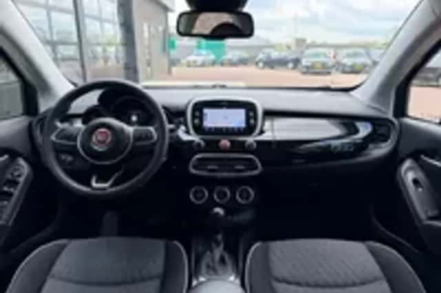Fiat 500X (2019) thumbnail 3